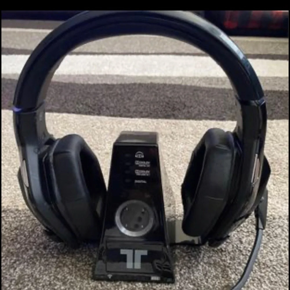 Tritton headset with Mic and charging doc